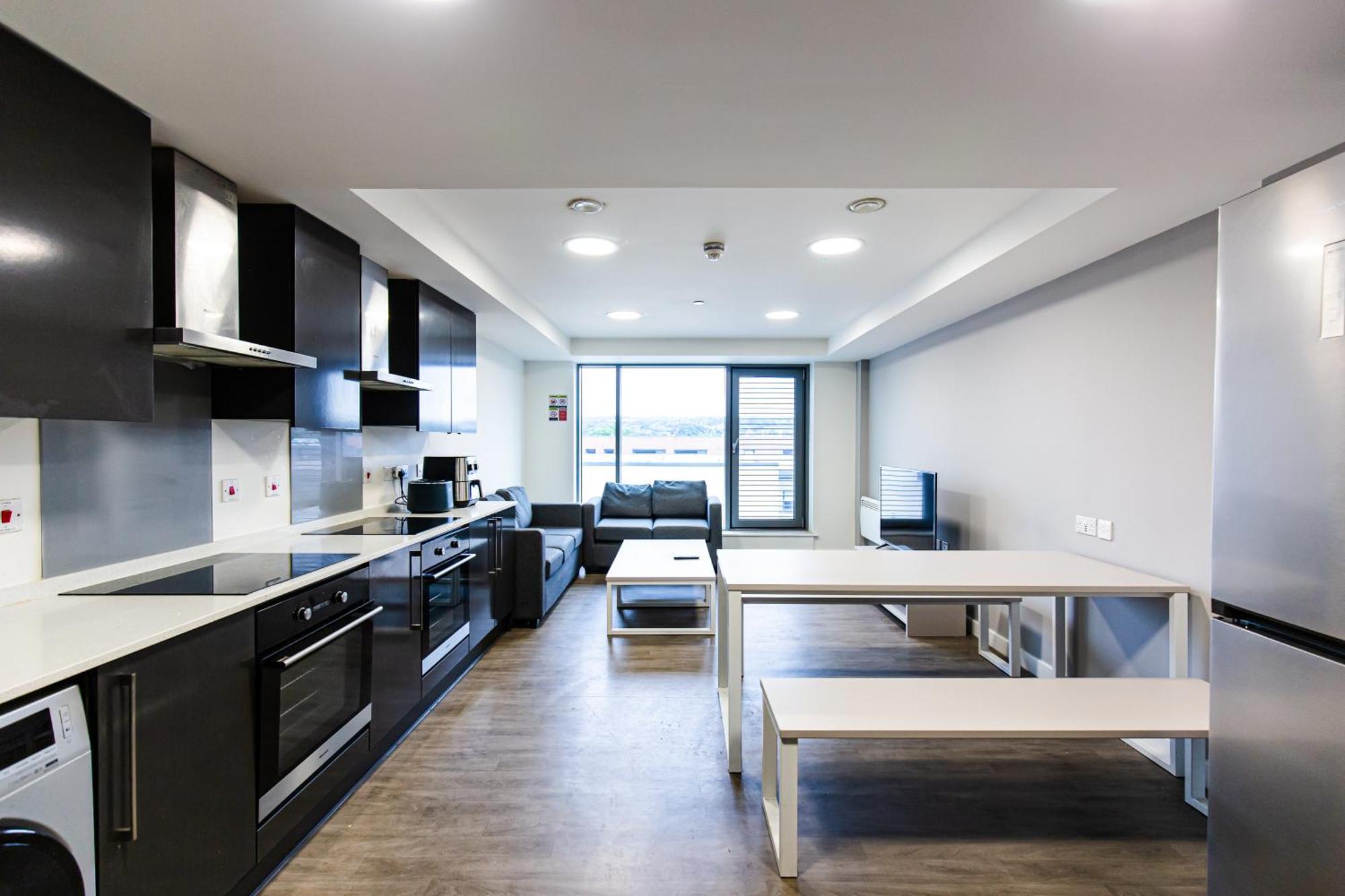 New Era Living - Private Next To Bramall Lane